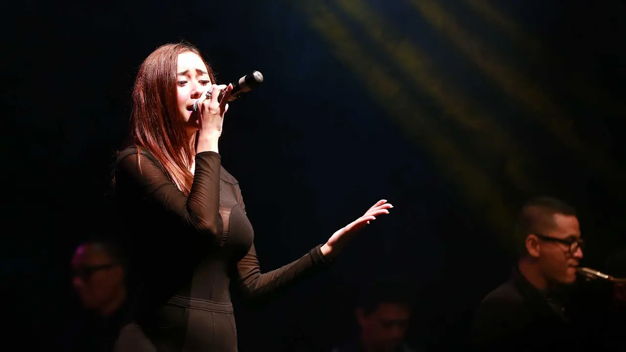 [Bintang]Aura Kasih