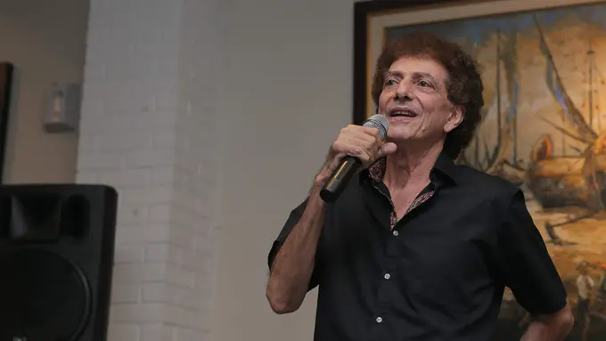 [Bintang] Ahmad Albar