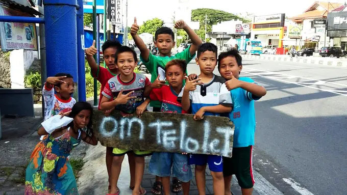 Om Telolet Om