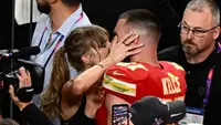 Taylor Swift dan Travis Kelce Gelar Undian Berhadiah Barang Mewah di Pernikahan, Ada Tas Dior