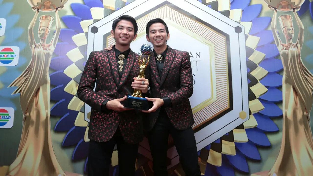 [Bintang] Lagi, Rizki Ridho Jadi Duo Dangdut Terpopuler di IDA 2017