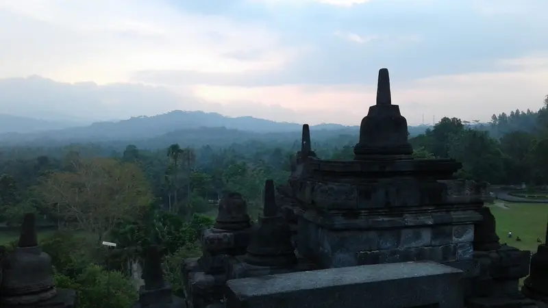 Matahari Pagi Borobudur