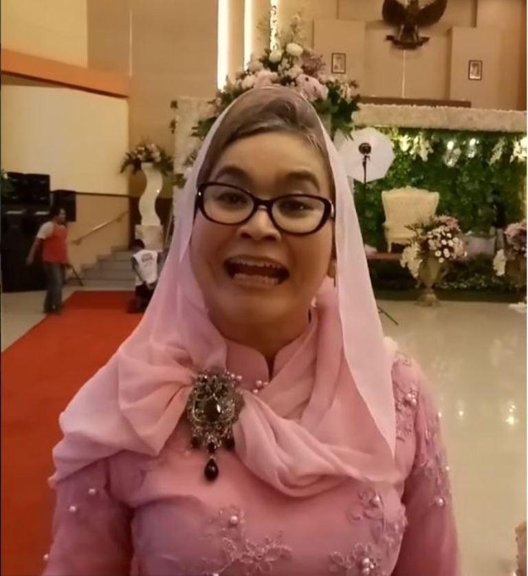 Lama Menghilang Ulfa  Dwiyanti Muncul Jadi MC Acara 