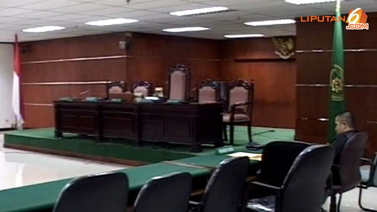sidang-tertunda-131104c.jpg