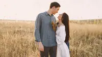 6 Zodiac Signs Who Are Likely to Be Blinded by Love