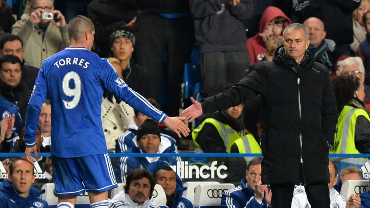 Fernando Torres dan Jose Mourinho 