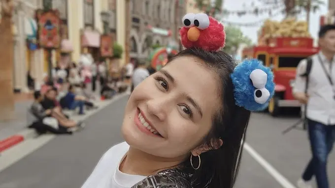 Potret Tampilan Prilly Latuconsina Fresh dengan Rambut Pendek