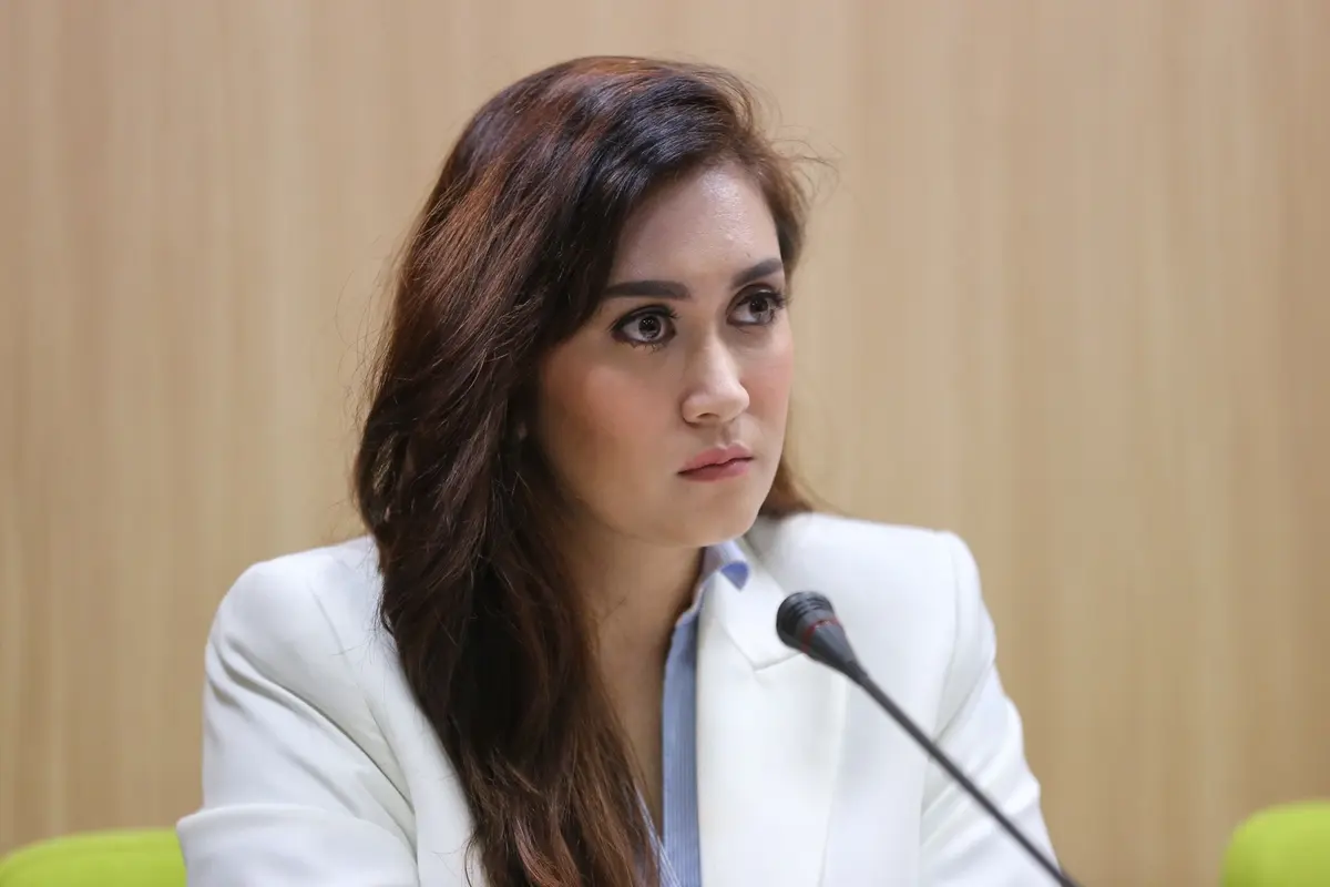 [Bintang] Nafa Urbach