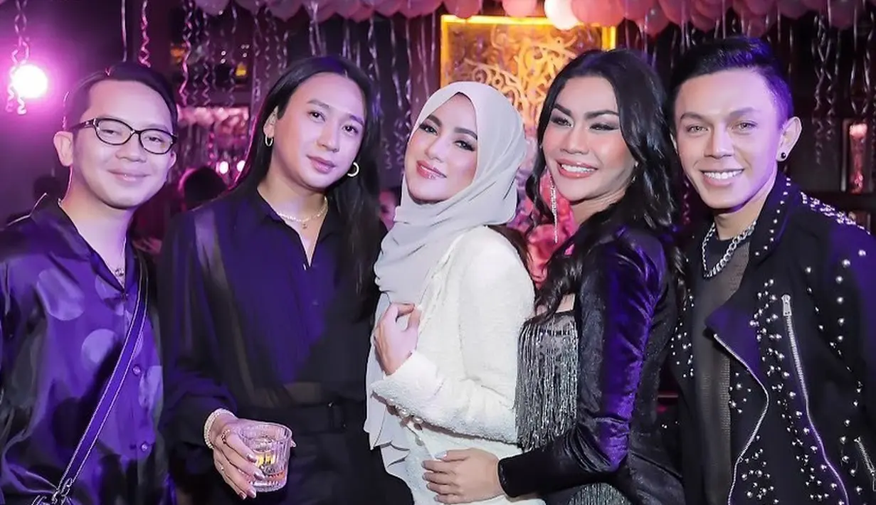 Acara perayaan ulang tahun digelar pada 28 Februari 2023 lalu. Menurutnya, acara ini sebenarnya telah digelar. Sekedar informasi, Olla lahir pada 15 Februari. [Instagram/ollaramlan]