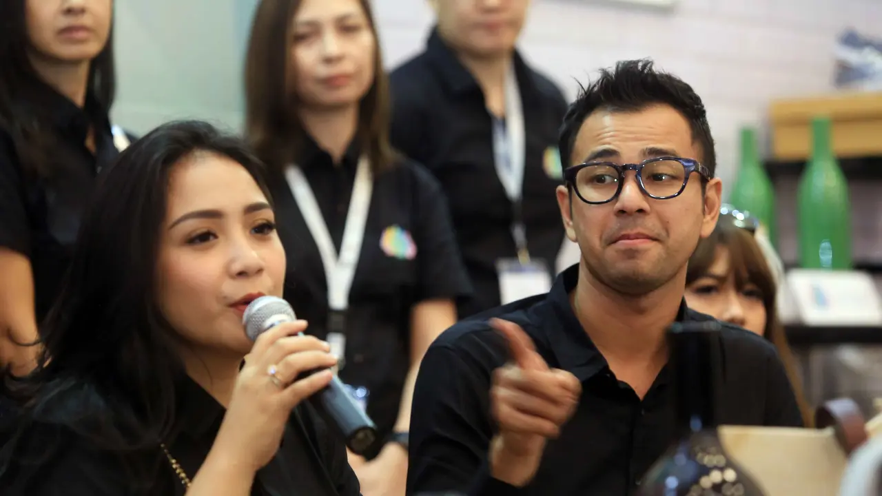[Bintang] Raffi Ahmad dan Nagita Slavina
