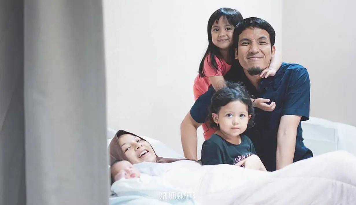 (Instagram/natasharizkynew)