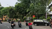 Presiden Jokowi saat akan mengunjung Pasar Anyar, Tangerang. (Liputan6.com/Hanz Jimenes Salim)