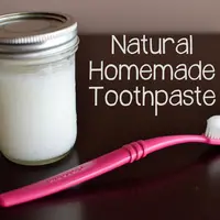 Sekarang kamu bisa bikin pasta gigi dari bahan-bahan alami yang sangat aman untuk kesehatan. 