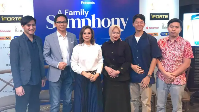 [Fimela] Keluarga Addie MS dan Memes