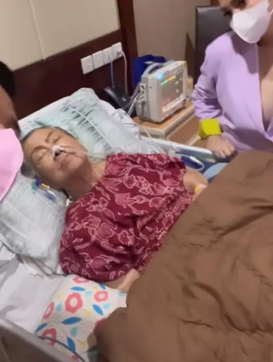 Mami Popon rupanya masih menanggapi kata-kata yang diucapkan oleh Raffi Ahmad dan Nagita Slavina. (instagram.com/raffinatiga1717)