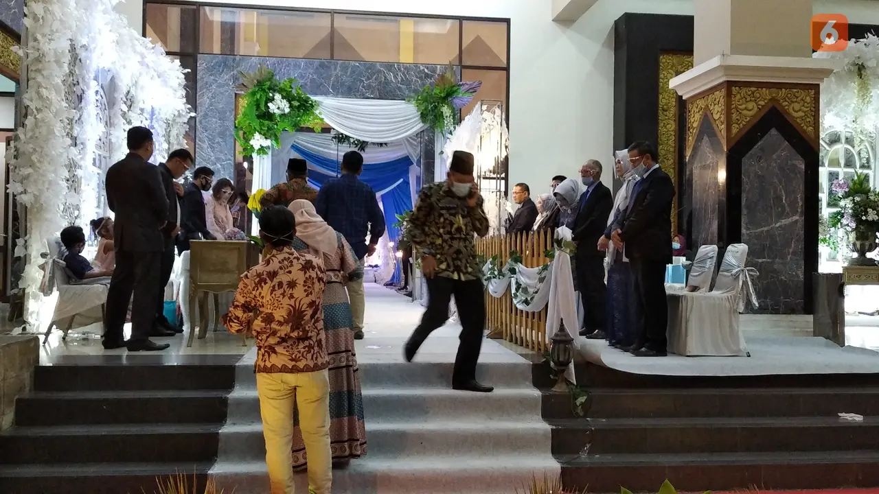 Pernikahan  perdana