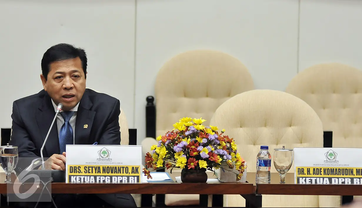 Setya Novanto saat acara Syukuran HUT ke-48 Fraksi Partai Golkar, Jakarta, Senin (15/2). HUT Partai Golkar jatuh pada 13 Februari kemarin namun di rayakan hari ini tanpa Kehadiran Ketua Umum dan Ketua DPR Ade Komarudin. (Liputann6.com/Johan Tallo)