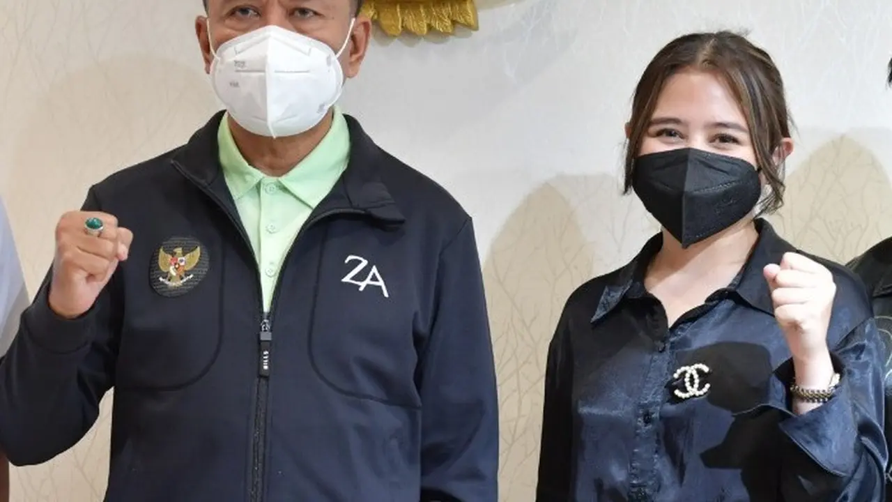 Pemilik Persikota Tangerang, Prilly Latuconsina dan Menpora Zainudin Amali