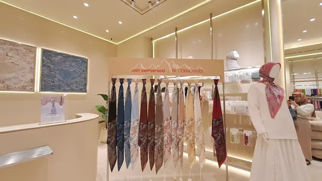Koleksi hijab Buttonscarves x Visit Switzerland (Foto Dok: Dokumentasi reporter)