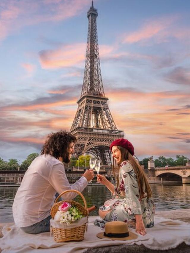 A glamorous city break in places like Paris