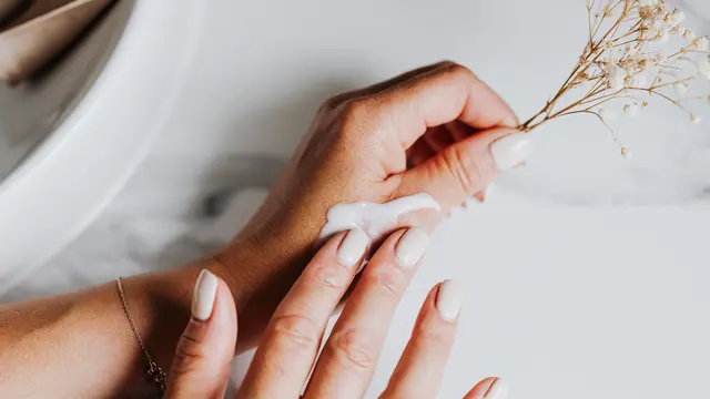 Kandungan untuk kulit kering