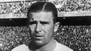 3. Legenda Real Madrid, Ferenc Puskás, mencetak 14 gol dalam satu musim Copa del Rey, yaitu musim 1960-1961. Sedangkan gol terbanyak Cristiano Ronaldo dalam satu musim Copa del Rey adalah 7. (www.squawka.com)
