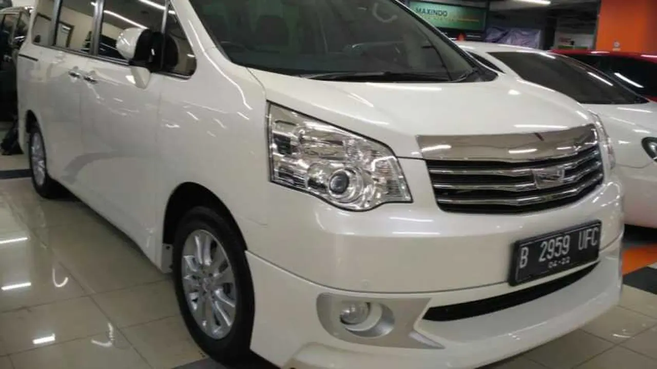 Toyota Nav1