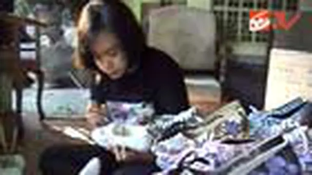 Sepatu Bermotif Batik