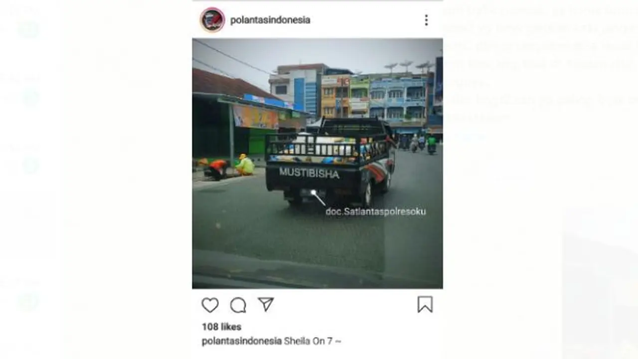 Berbagai hal bisa dijadikan Meme menarik, tidak terkecuali yang berkaitan dengan otomotif. (Instagram)