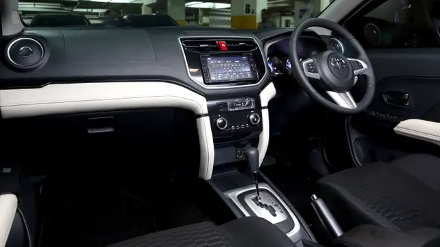 kabin Toyota All new Rush