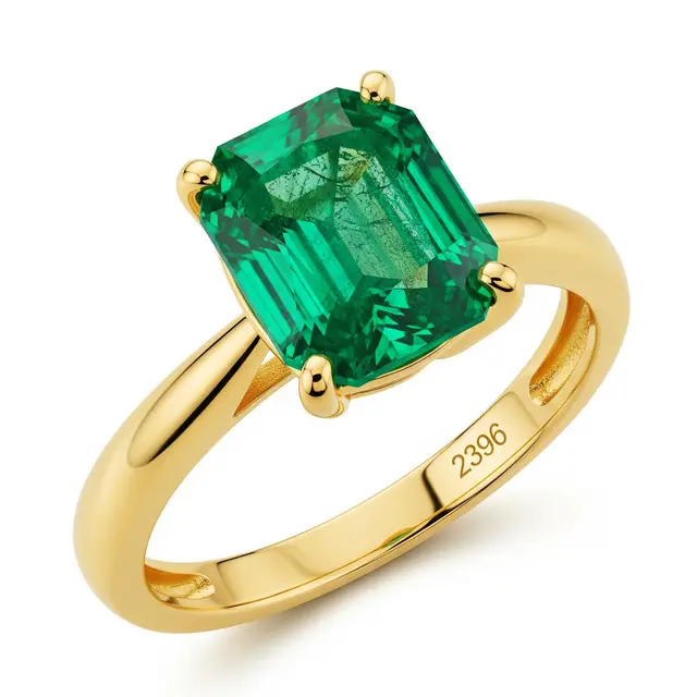 Model Cincin buat Orang Tua 50 Tahun (Image by GeminiAI)