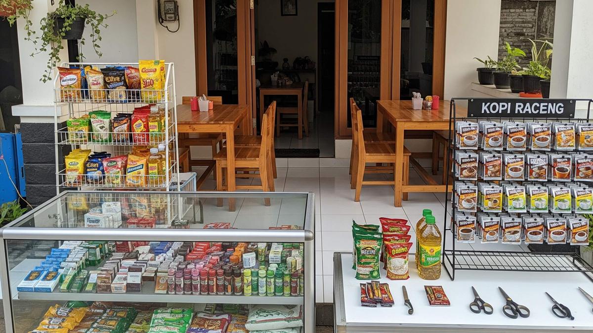 7 Strategi Kombinasi Usaha Sembako dan Kopi Sachet Depan Rumah Agar Laris Manis