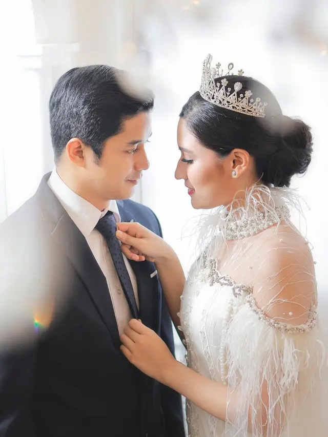 Dikabarkan Resmi Menikah, Ini 6 Potret Prewedding Adly Fairuz dan Angbeen Rishi