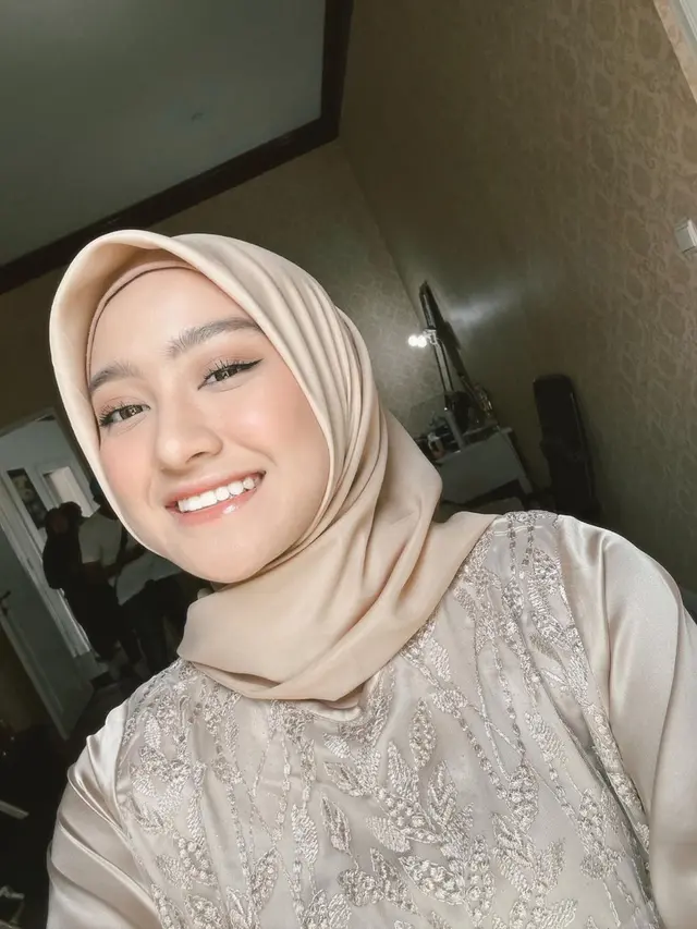 7 Potret Salshabilla Adriani saat Tampil Berhijab, Banjir Pujian