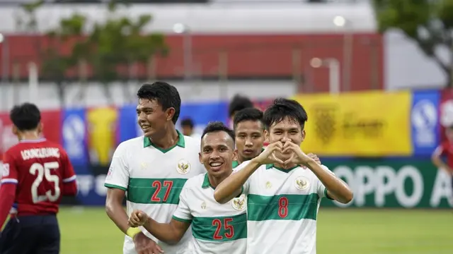 Winger Timnas Indonesia, Witan Sulaeman merayakan gol di Piala AFF 2020.