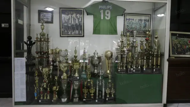 Menyusuri Jejak Kejayaan Persebaya