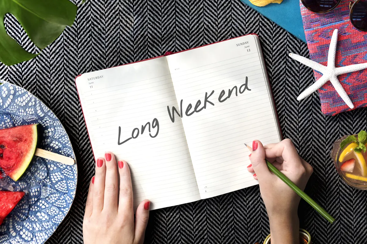 ilustrasi long weekend / freepik