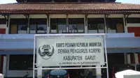 Kantor Unit Layanan Paspor (ULP) di Jalan Patriot (Bekas Gedung KORPRI), Kel. Sukagalih, Kec. Tarogong Kidul, Garut, segera melayani pemohon paspor warga Garut dan sekitarnya. (Liputan6.com/Jayadi Supriadin)