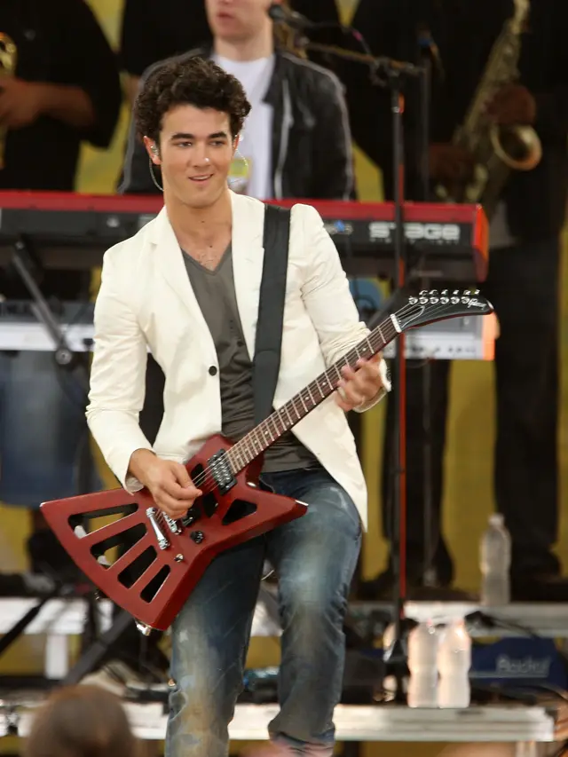 [Bintang] Kevin Jonas