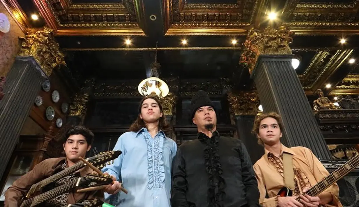 The Lucky Laki ngeband bareng (Sumber: Instagram/ahmaddhaniofficial)