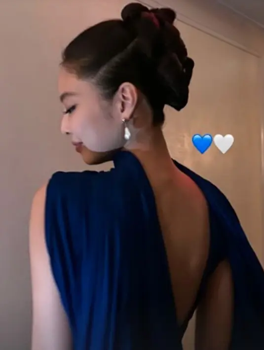 Jennie sendiri menjadi salah satu tamu undangan yang begitu mencuri perhatian di media sosial selama acara berlangsung. Bahkan, namanya menjadi yang paling banyak di mention di media sosial X (Twitter). (Liputan6.com/IG/@jennierubyjane)