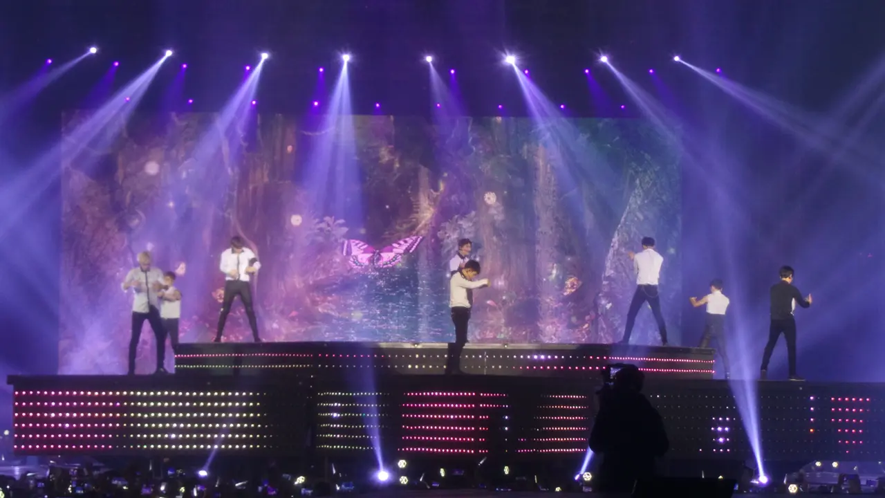 EXO