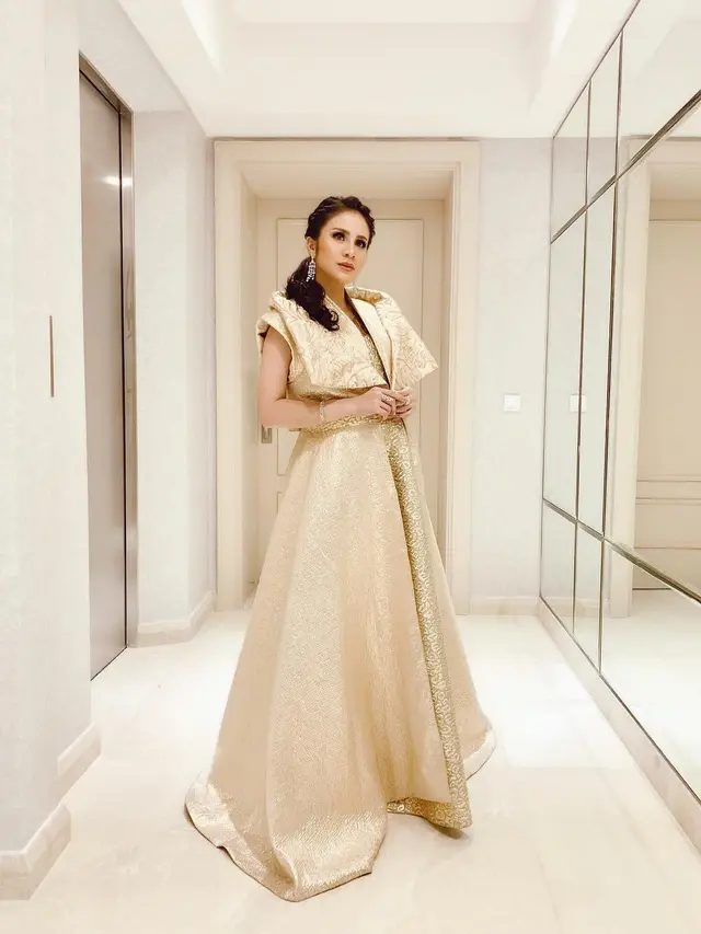 [Fimela] Momo Geisha