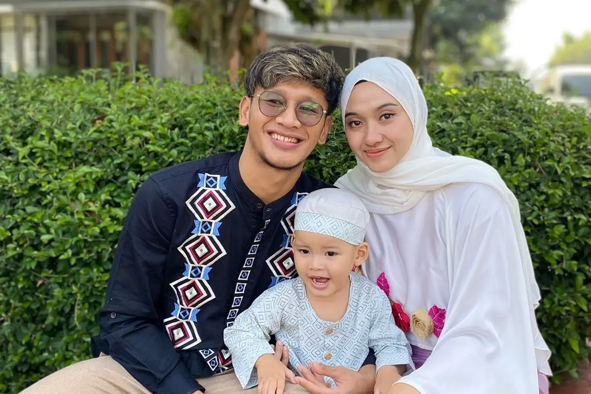 Yandi Sofyan dan keluarga