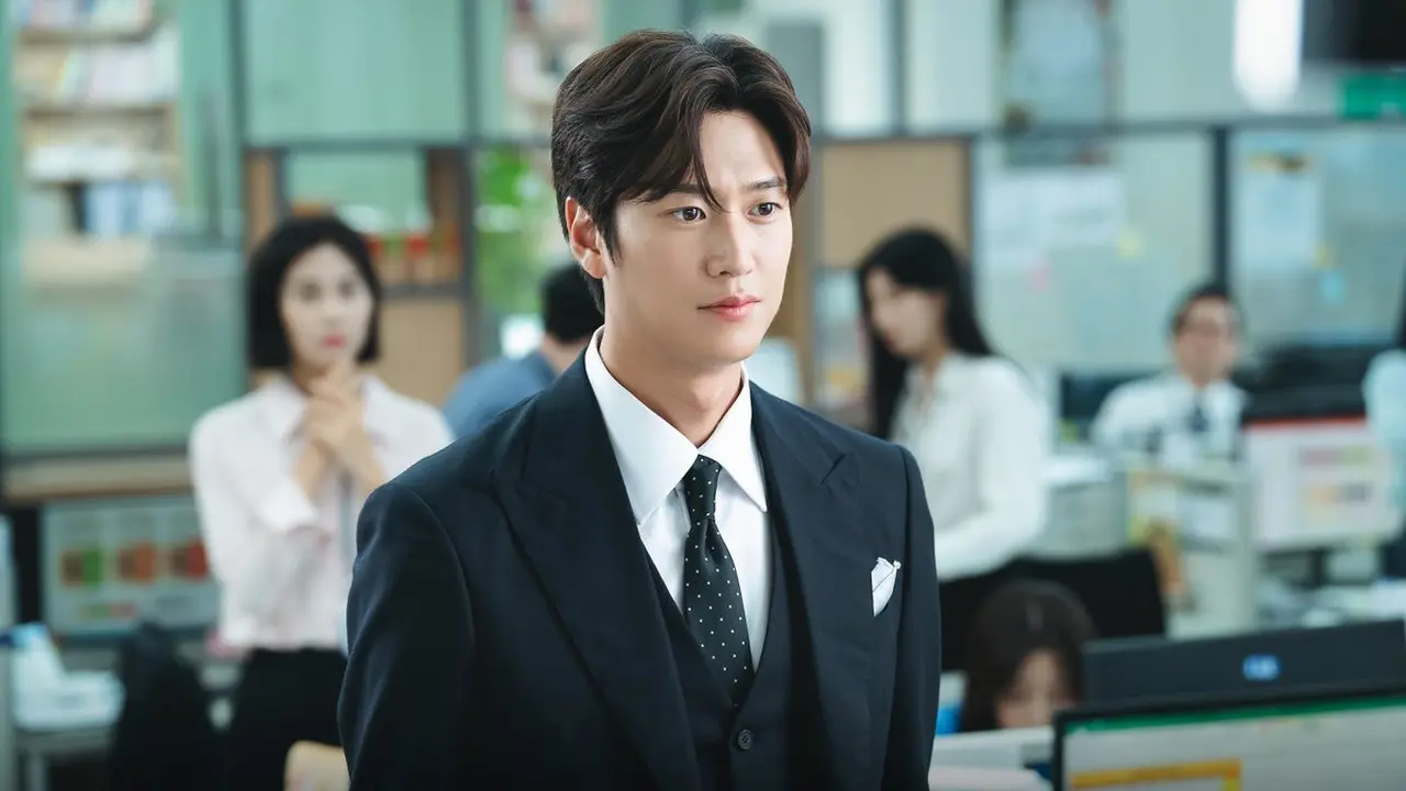 Na In Woo dalam drakor Marry My Husband. (tvN via Soompi)
