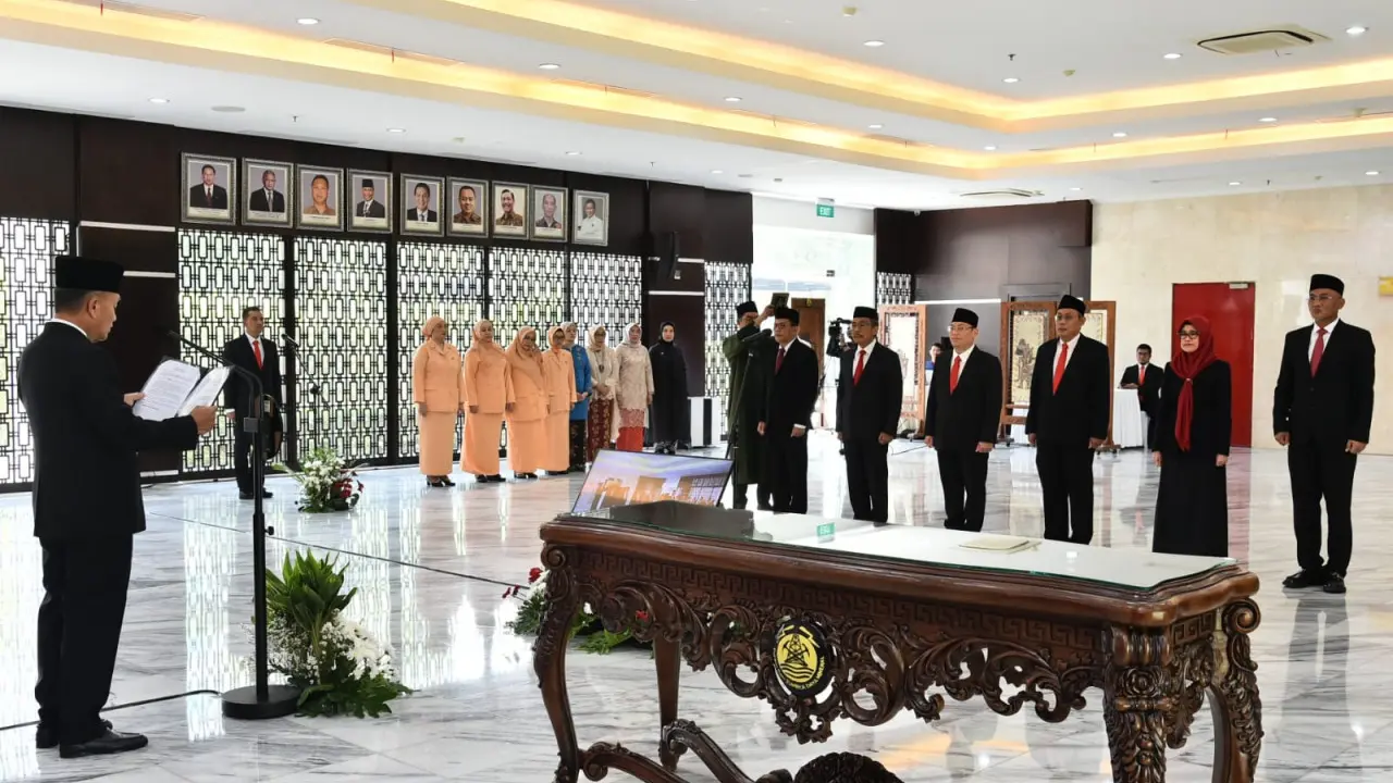 Menteri Energi dan Sumber Daya Mineral (ESDM) Arifin Tasrif melantik Pejabat Tinggi Pratama di Lingkungan Kementerian ESDM. (Dok KESDM)