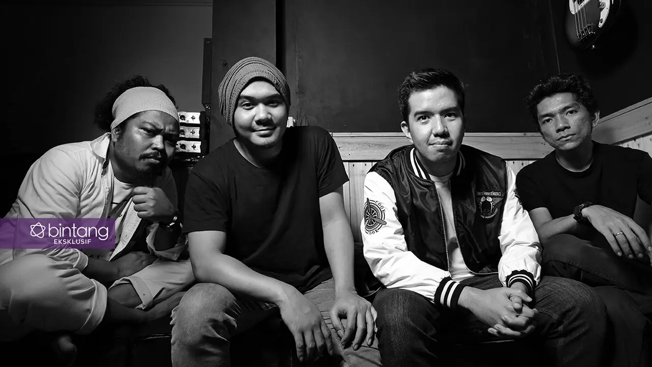 [Bintang] Eksklusif Payung Teduh 9