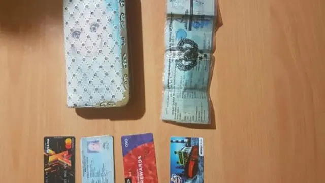 Barang bukti hasil copet si raja copet, Inisial DT (Liputan6.com/ Eka Hakim)