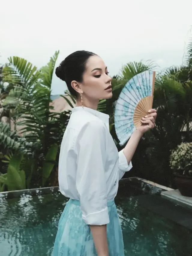 Detail Outfit Alyssa Daguise Terbaru di Bali