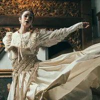 Tanayu, perempuan cantik yang baru saja merilis single terbarunya berjudul "Letter To My Youth." Seperti diketahui, penampilan Tanayu cukup berbeda dari perempuan biasanya.  (Instagram/tanayudjanuismadi)